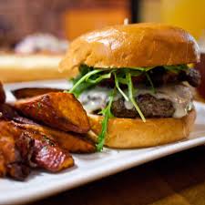 Best Burgers In California Hodads Fathers Office 4505 And More Good Burger Eat What A Burger