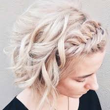 30 beautiful short hairstyles with bang ideas and trends in 2021. Rock Prom Night With These 50 Cool As You Can Get Hairstyles For Short Hair Hair Motive