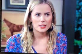 One simple gesture from Carey Hart during Willow's duet with P!nk shocked  the fans nearby. They whispered, “Did you see that?” Want to know why?  https://dnews.topnewsource.com/news/30055