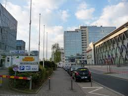 Mit unserem haus neuss stellen wir ihnen auch in neuss monteurzimmer und voll ausgestattete wohnungen zur verfügung. Real Neuss Mapio Net