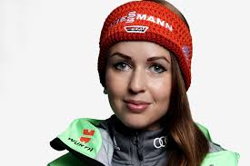 Picture alliance „das skispringen macht mir momentan super viel spaß und körperlich bin ich fit und gesund, ich plane von jahr zu jahr. Juliane Seyfarth Siegt In Trondheim Doppelt Skispringen Com