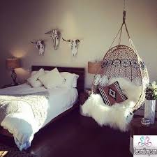 You can find lots of feminine bedroom furniture online, but you also need to consider the decor itself. Pin On Girls Room