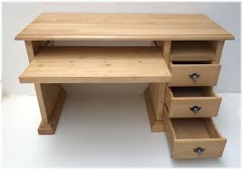 Schreibtisch »sam«, mit tastaturauszug und towerfach. Schreibtisch Fussen Tolz 130 Cm Mit Tastatur Auszug 3 Schubladen Monitorbrucke Landhausmobel Dietersheim