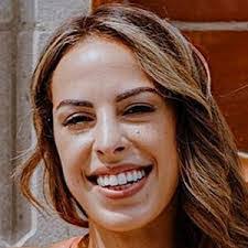 Nina Munoz's Instagram, Twitter & Facebook