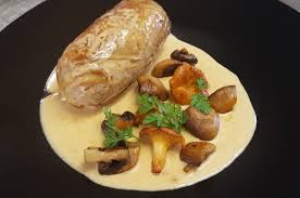 La renommée de stéphane dewaele s'appuie depuis près de 20 ans sur la distinction et l'élégance jusque dans le choix de ses collaborateurs. La Table D Albigny Restaurant Albigny Sur Saone Reserver Horaires Telephone Avis Lyonresto