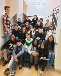 It is the biggest academic institution in the region: Lycee Janson De Sailly