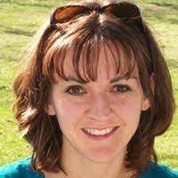 Holly Schade's Instagram, Twitter & Facebook