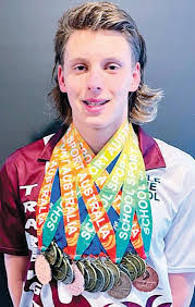 Aaron Hillberg's Instagram, Twitter & Facebook