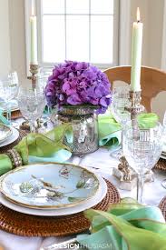 One Plate 2 Ways: Using Color to Give Spring Plates a New Look