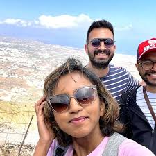 Santorini: Tour of Wineries with Wine Tasting & Food