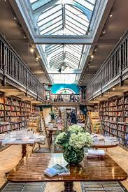 Pin By Murat Hocaoglu On Cafe Small Restaurant Aesthetic In 2020 Bookstore Design Bookshop London Bookstore