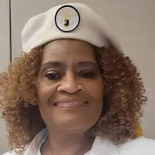 TONI BRAXTON, THIS IS TOTALLY INAPPROPRIATE TO BE WEARING TO ANYBODY'S  GRADUATION. WE SHOULDN'T STILL BE HAVING TIME & PLACE WARDROBE  CONVERSATIONS IN 2025 YET HERE WE ARE. #TheBigIcon⭐️