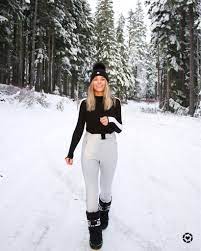Mountain Fashion Winter Snow Outfit Aspre Style Moonboots Moncler Womans Ski Outfit Mountain Outfit Winter Fashion Outfits Womens Ski Outfits