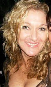 This just popped up as my first Facebook profile picture from 2008! Age 42.  #FacebookPage #genx #profilepicture