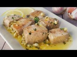 El atún es un pescado utilizado y apreciado en todas las cocinas de mundo. Receta Facil En 5 Minutos Atun Al Ajillo Youtube