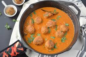 Step By Step Chicken Keema Kofta Curry How To Make Chicken Keema Kofta A Great Recipe Of Chicken Meatball Chicken Keema Vegeterian Recipes Keema Curry Recipe