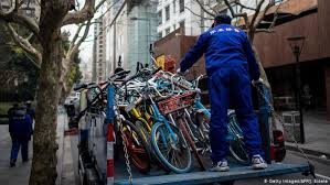insolvent bike sharer obike abandons bicycles throughout europe business economy and finance news from a german perspective dw 11 07 2018
