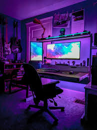 40 Perfect Game Room Ideas Cool Simple And Amazing Homeprit Gamingdesk Play Station Room Gaming Ro In 2020 Computer Gaming Room Computer Room Video Game Rooms