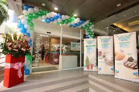 Einige clubs sind nur für wenige auserwählte. Familymart Japan S Leading Chainstore Has Arrived In Malaysia News Rojak Daily