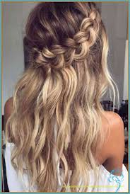 Locken Frisuren Hochzeit Brautfrisur Halboffen Fur Lange Haare 30 Damen Frisuren Frisuren Frisuren Hochzeit Brautfrisur
