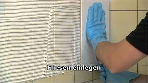 Wenn alte fliesen ausdient haben, zu viele gebrauchsspuren aufweisen oder einfach nicht mehr dem eigenen geschmack entsprechen, dann müssen neue fliesen her. Fliese Auf Fliese Verlegen Youtube