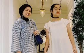 Hasil Riasan Cinta Kuya Secantik Gadis Anime Bikin Pangling Sang Ibu Ikutan Gemas Pengin Gigit