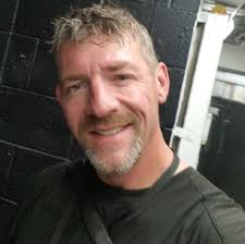 Where to install a phone mount in a 2025 GV80 without blocking the front  panel?