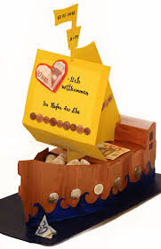 Auf Geht S In Den Hafen Der Ehe Naturlich Nur Mit Dem Perfekten Geldgeschenk Geschenke Geldgeschenke Hochzeit Geldgeschenk Hochzeit Verpacken