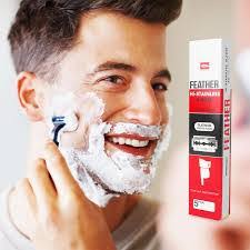 Dao Lam's Instagram, Twitter & Facebook