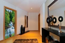 الجداريات على الباب 44 صورة طلاء ذاتي اللصق على الأبواب الداخلية والجدران على شكل لوحة جدارية خطوط عمودية ضيقة وخيارات أخرى أمثلة في المناطق الداخلية