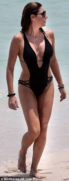 She bought a 3 the profit from the $300 million worth of merchandise daisy fuentes sells annually at kohl's goes to good use. Daisy Fuentes Goes For A Dip And Flaunts Her Astonishing Figure In A Sexy Monokini Daily Mail Online