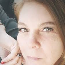 Lorena Albornoz (@lorenaperio)