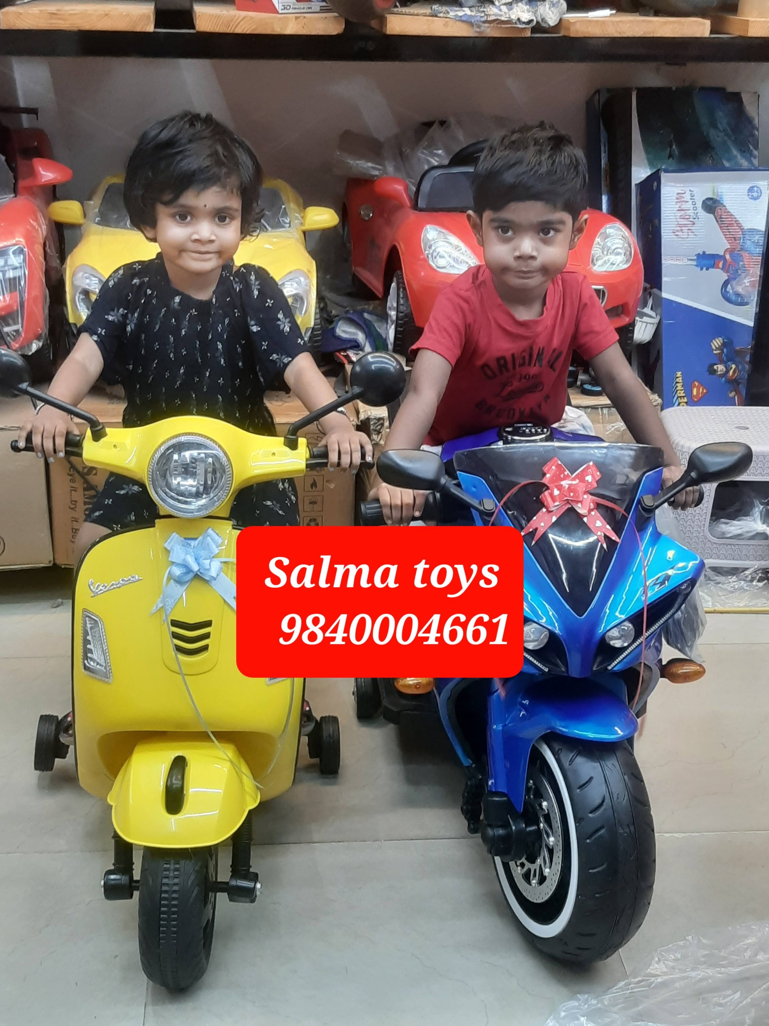 Kids vespa scooter & R15 bike product image