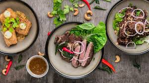 Bihun goreng bakso dan sayur sumber gambar: 6 Resep Makanan Tinggi Protein Dan Berbagai Manfaatnya Bagi Tubuh Hot Liputan6 Com