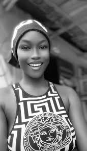 yorochitv5lookschallenge First -free lecture period decided to take a  picture Second-