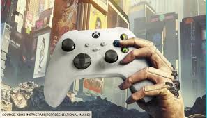 Find great deals on ebay for pocket game. Is Xbox Series Z Real See What A Microsoft Game Console Might Look In The Future