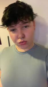 𝐋𝐨𝐮𝐢𝐬👸🏻 (@..louis26)