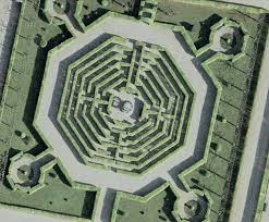 Herrenhausen Irrgarten Maze In Hannover Germany Not A Sophisticated Maze But Set In Fantastic Gardens Not Shown Irrgarten Landschaftsarchitektur Labyrinth