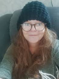 Hello! 👋 New member introduction here. I am 41 years old and I live in  Sweden. I have a very large head so no hats fit me (didn't have a banana for