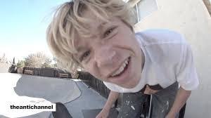 Chris Paz's Instagram, Twitter & Facebook