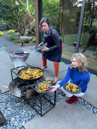 Add prawns, season with more salt, and cook until lightly colored. Taking My Paella On The Road For A Dinner Party Silve Gastronomy