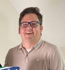 Pat Pickens's Instagram, Twitter & Facebook