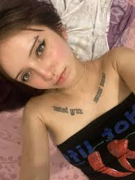 I need backshots rn 😫😫😫😫