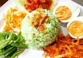 Simple sahaja hanya ada sambal, telur rebus dan. Resepi Nasi Lemak Pandan Hijau