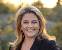 Christy Rios's Instagram, Twitter & Facebook