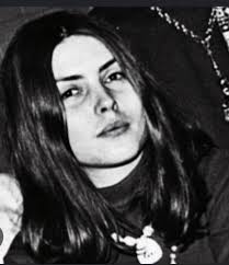 What makes the art book