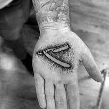 80 Rasiermesser Tattoo Designs Fur Manner Scharfe Tinte Ideen Mann Stil Tattoo Hand Tattoos Tattoo Designs Men Palm Tattoos