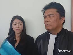 Perhatian Mantan Miss Indonesia untuk Steve Emmanuel