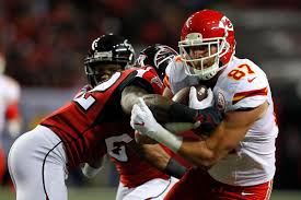 Kansas city chiefs tight end travis kelce once again etched his way into the nfl's record books during the team's game against the atlanta falcons on sunday afternoon. Five Things To Watch As The Chiefs Host The Falcons Arrowhead Pride