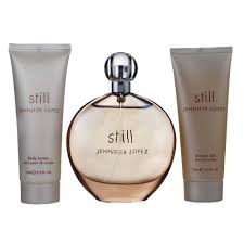 The opening is luminous and gentle due to the notes of white pepper still by jennifer lopez is a floral fragrance for women. Amazon Com Jennifer Lopez Still By Jennifer Lopez For Women 3 Pc Gift Set 3 4oz Edp Spray 2 5oz Body Lotion 2 5oz Shower Gel 3count Beauty